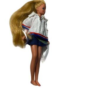 Vtg Skipper 1984 Barbie Long Blonde Hair Blue Eyes Eyeshadow Hot Stuff Sister